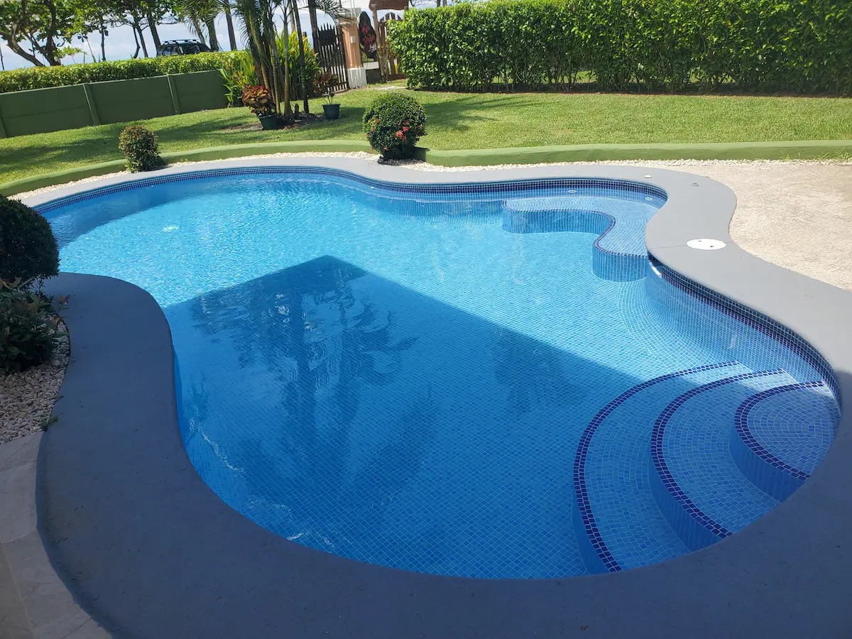Pool and outdoor area